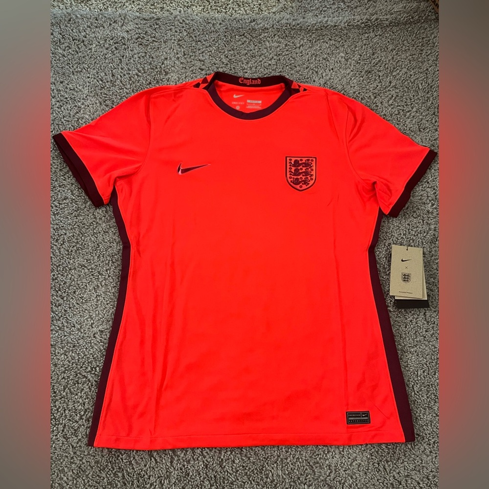 NIKE ENGLAND 2022 Dri-Fit Stadium Away Soccer Futbol Jersey Bright Crimson siz M